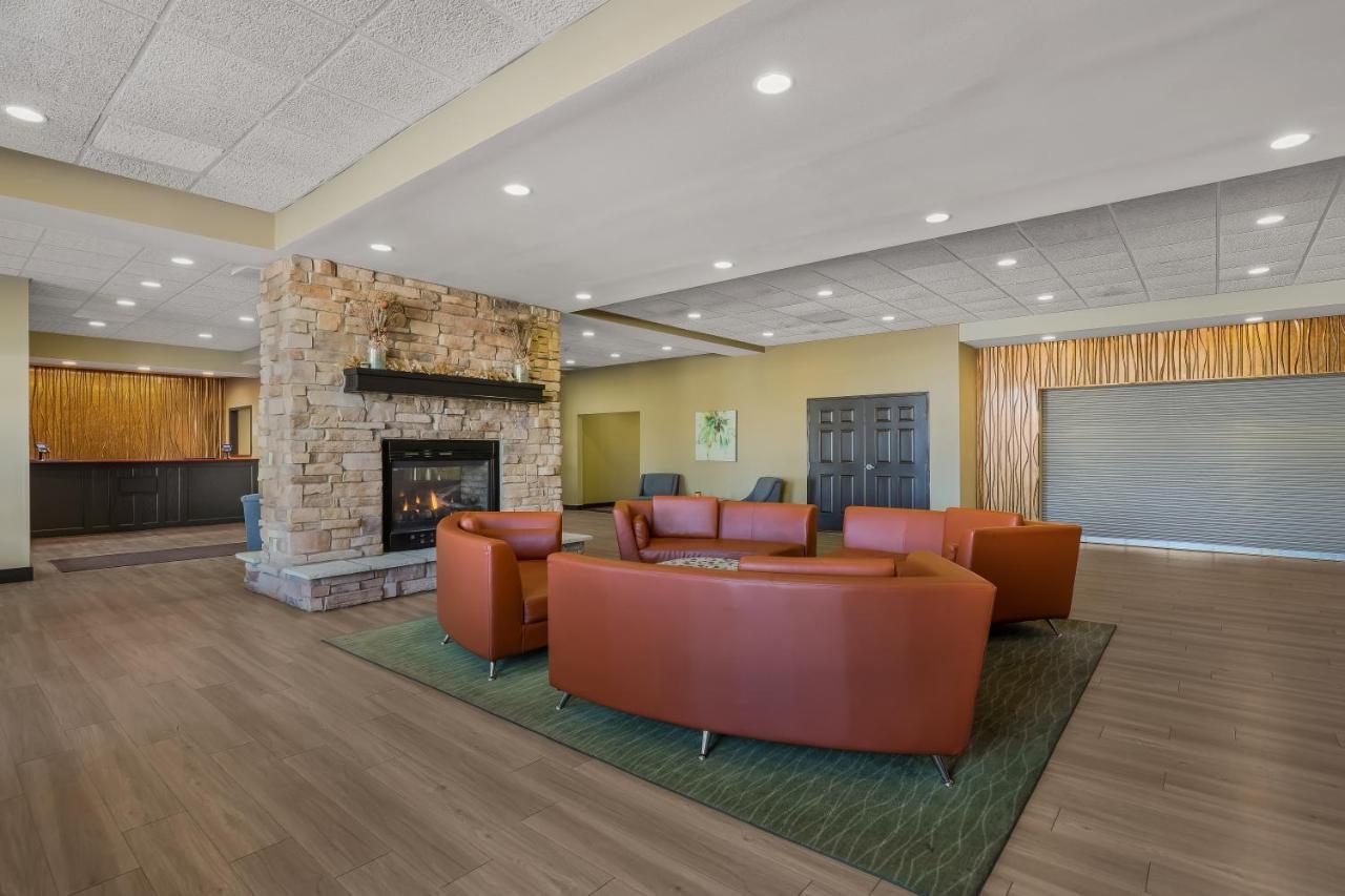 Mainstay Fitchburg - Hotel