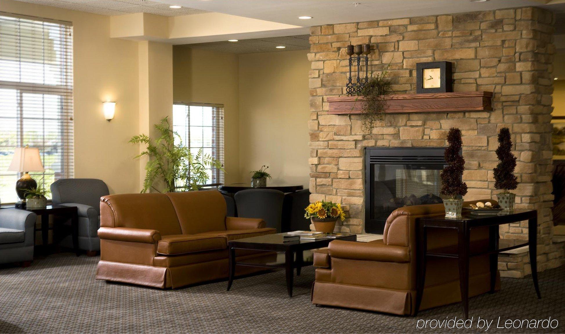 Mainstay Fitchburg - 3*